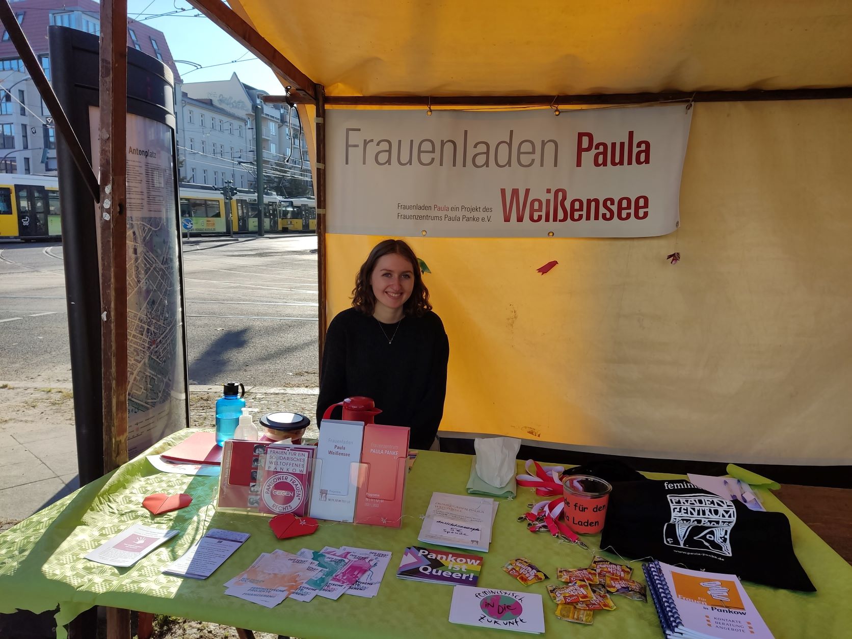 Stand vom Frauenladen Paula in Weißensee